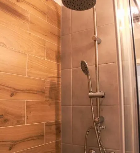 *apartamenty 12 דירה קטוביץ